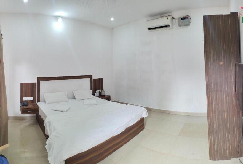 هاستل Jungle By Sturmfrei Morjim