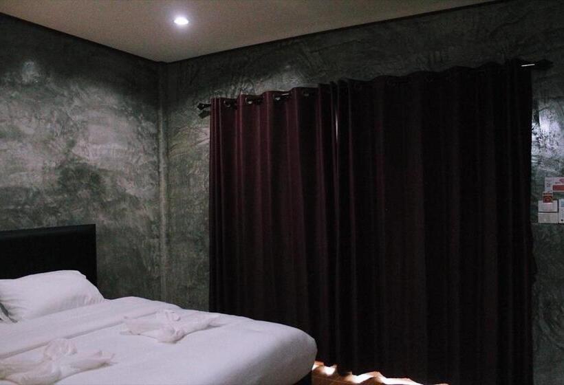 هتل บ้านทองสุข รีสอร์ท