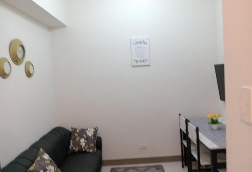 Hotel Luxurious Haven By The Bay   2br Near Moa Picc Ccp