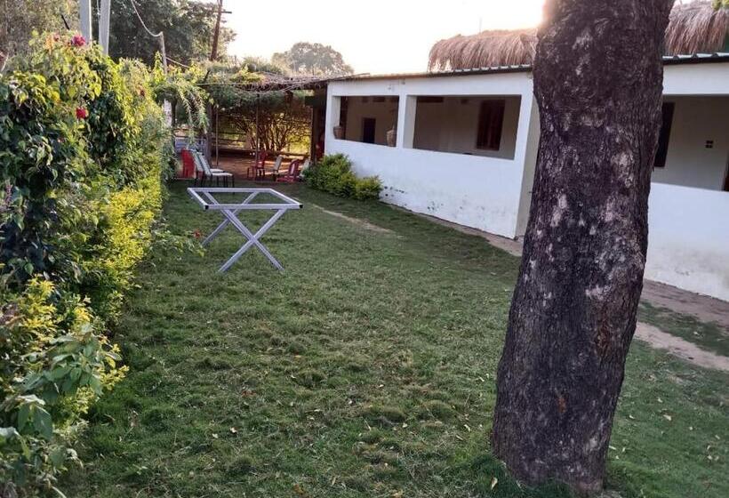 ホテル Shree Krishna Nature Stay