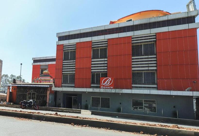 Oyo Hotel Prudhvi Devi