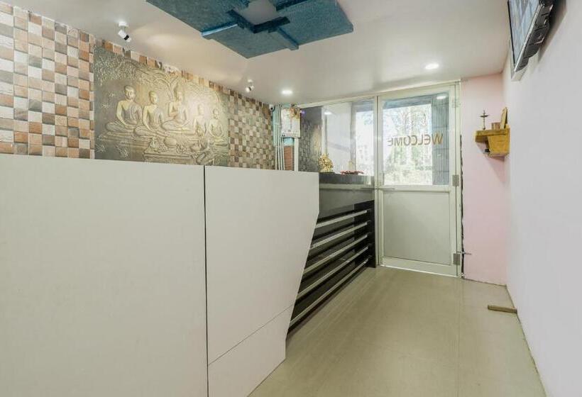 Oyo Hotel Prudhvi Devi