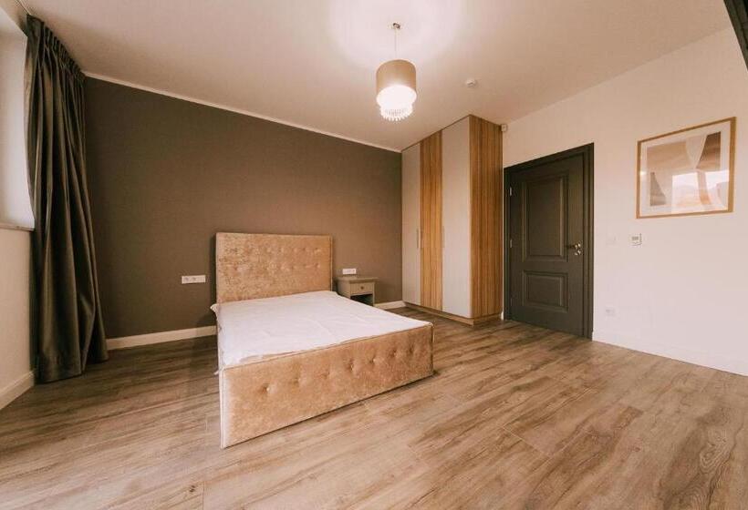 پانسیون Modern Cosy House By Lake View Colibita Resort   Vila C2