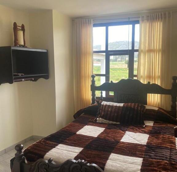 فندق صغير Los Geranios Hospedaje