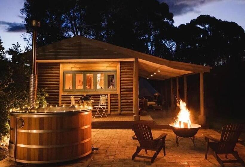 בית מלון כפרי Nug Nug Park Cabin
