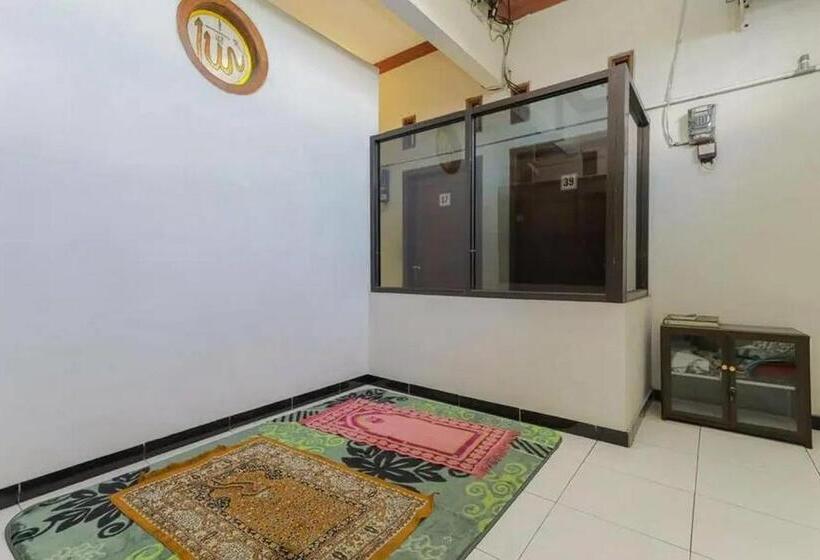 فندق Oyo 91292 Pondok Inap Shofwa 1