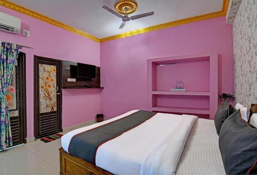 فندق O Sri Govinda