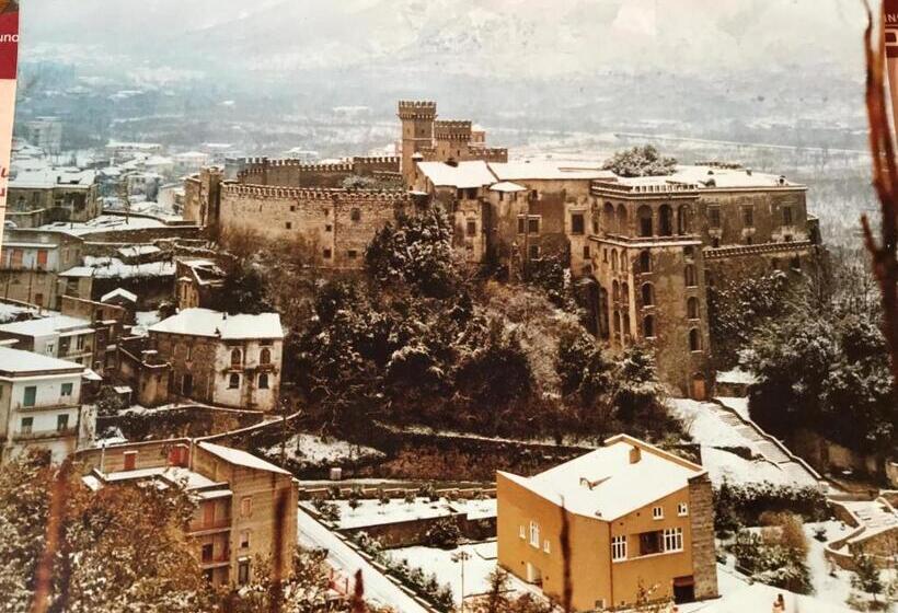 膳宿费 B&b Il Castello Lauro