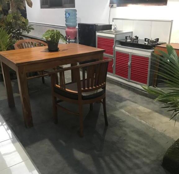 펜션 Intan House