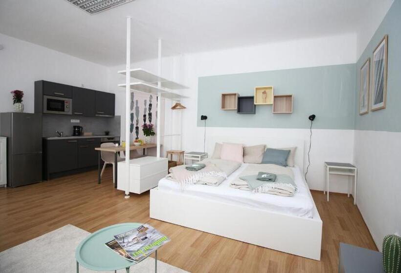 هاستل 7 Nights Apartments Dominikánské N