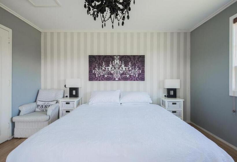 مبيت وإفطار Bycroft Lodge