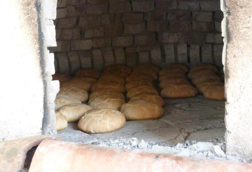 مبيت وإفطار Rocca Del Vento