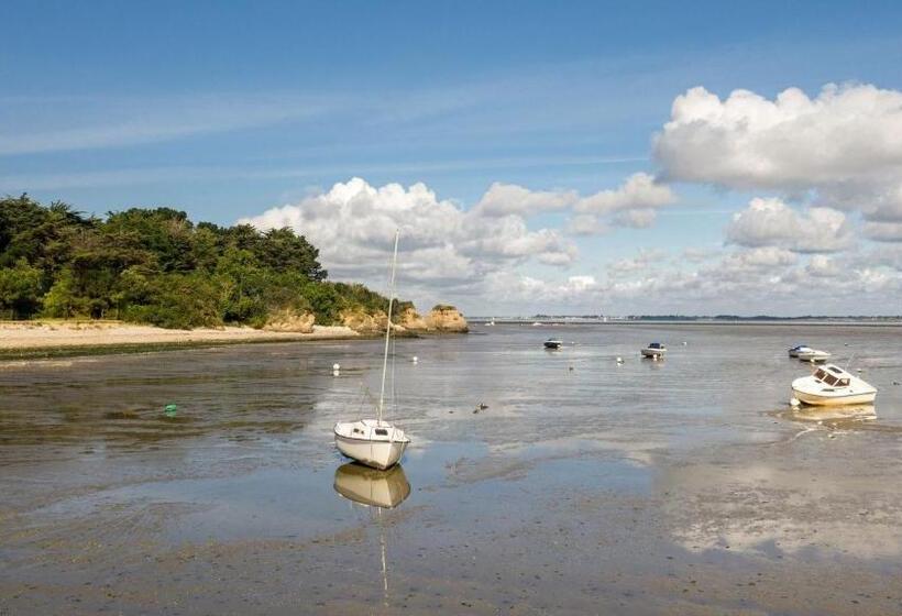 Bed and Breakfast La Villa Blanche   18 Personnes