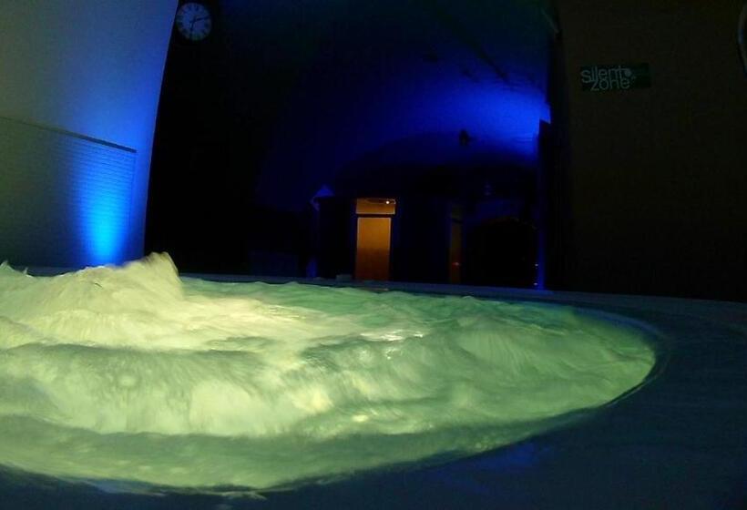 مبيت وإفطار Zyra Garden Club