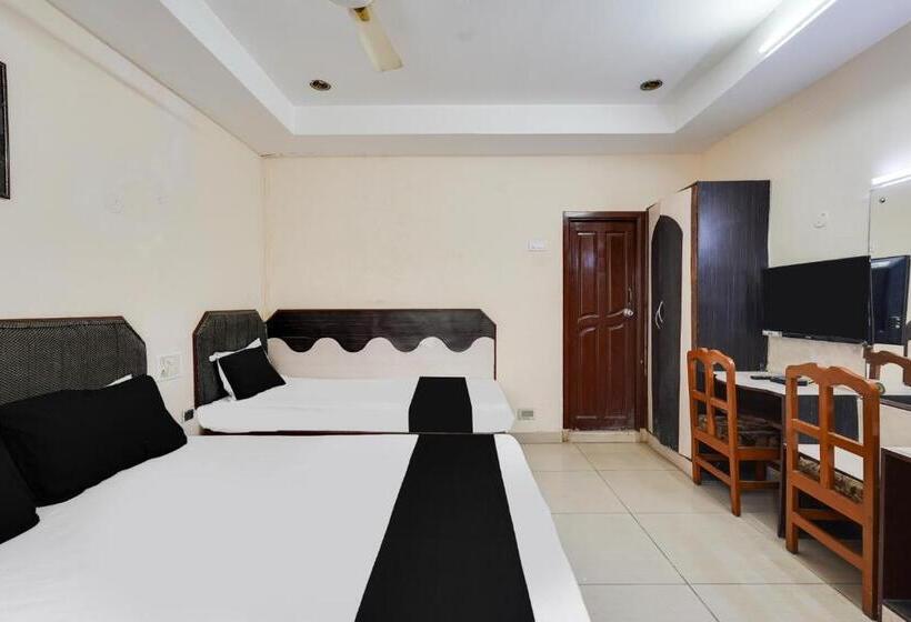 Super Hotel O Park Town Near Nehru Stadium