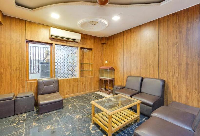 Super Hotel O Park Town Near Nehru Stadium