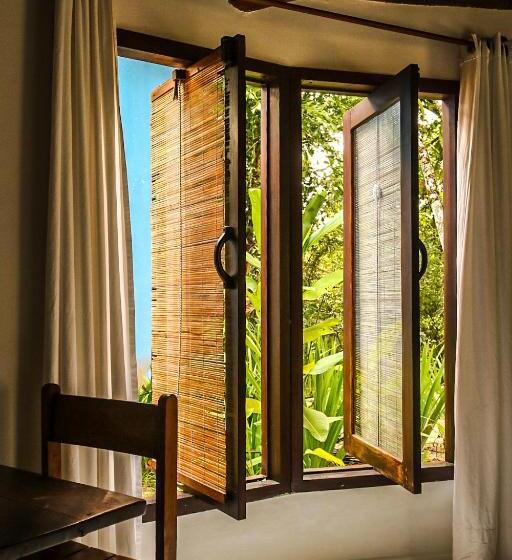 هاستل Pousada Jacarandá