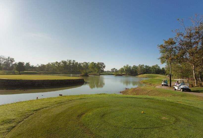 فندق Gassan Legacy Golf Club