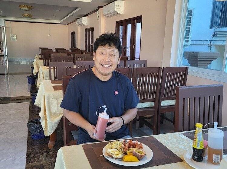 هتل Vangvieng Sunrise East