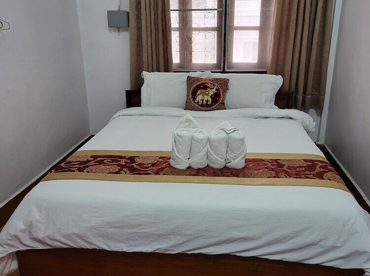 هتل Vangvieng Sunrise East