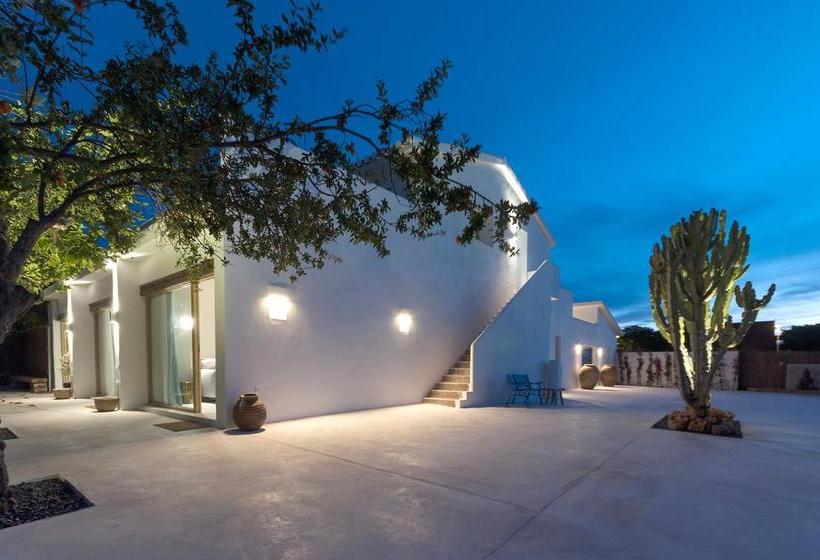 تختخواب و صبحانه Boho Suites Denia