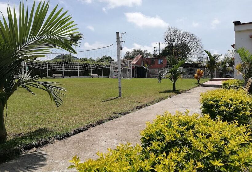 هتل La Fragata Src