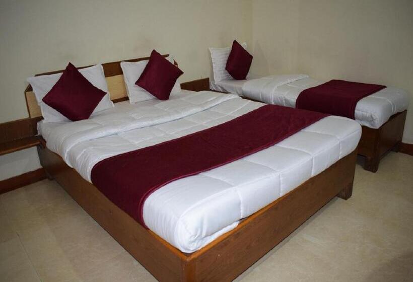 Отель Manas Homestay By Sky Stays