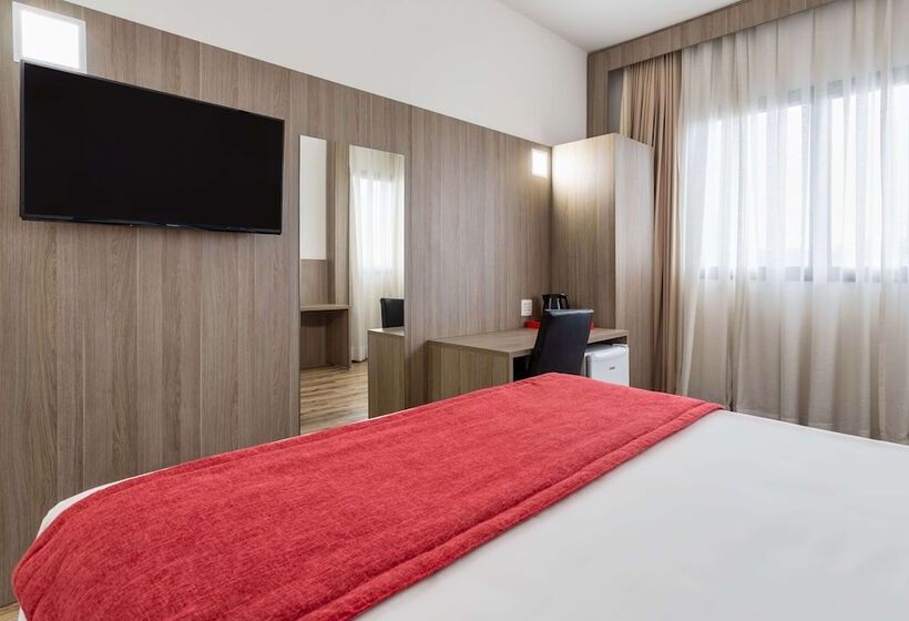 בית מלון כפרי Ramada Encore By Wyndham Sao Paulo Osasco