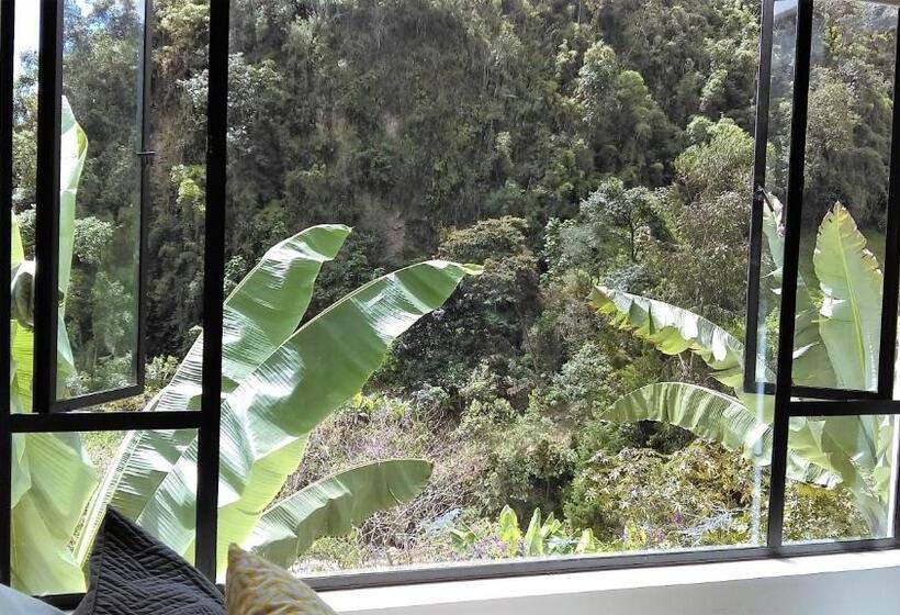 هتل Termales Tierra Viva