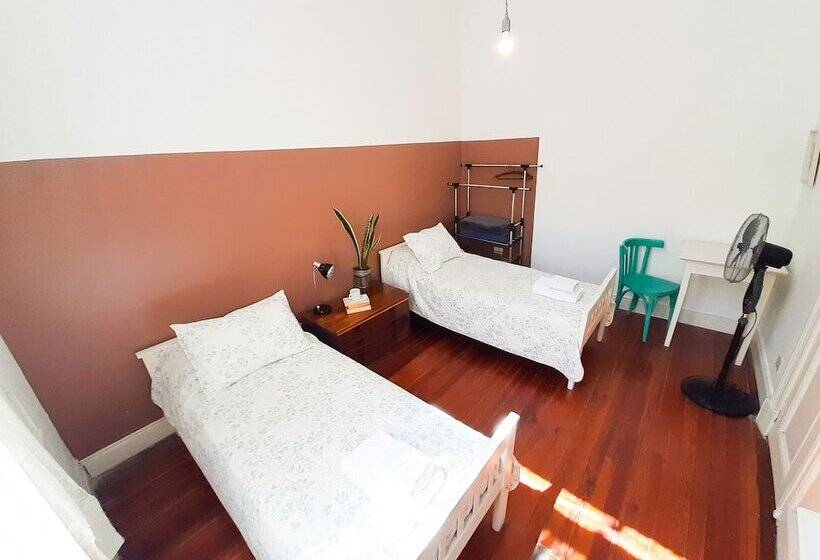 Lopez Hostel & Suites