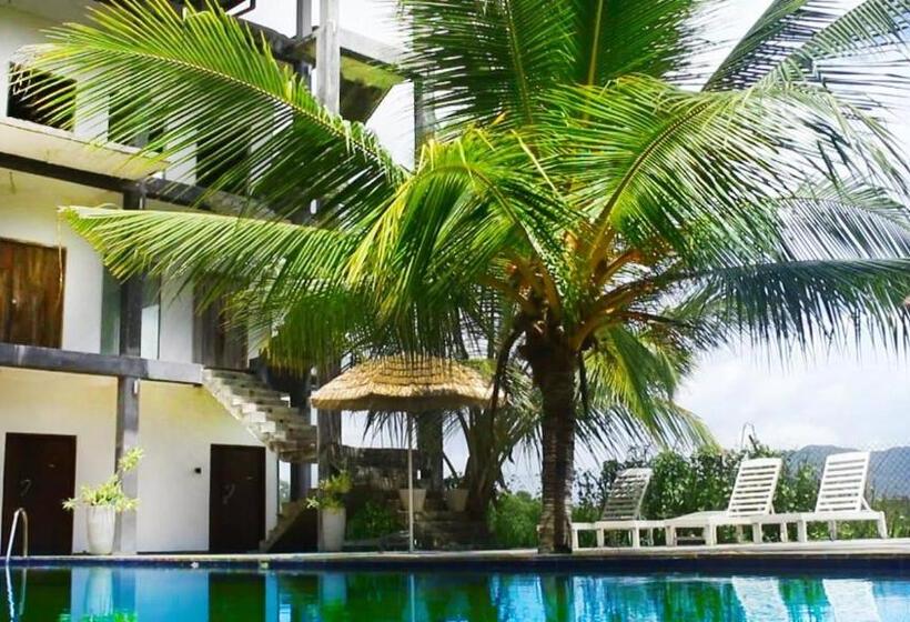 Wild Fortress Hotel Sigiriya