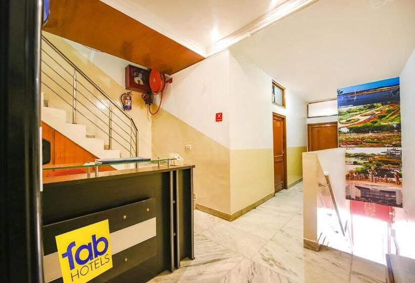 فندق Fabexpress Skylark