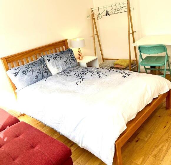 צימר Waterloo Central London   Private Rooms In Shared Apartment