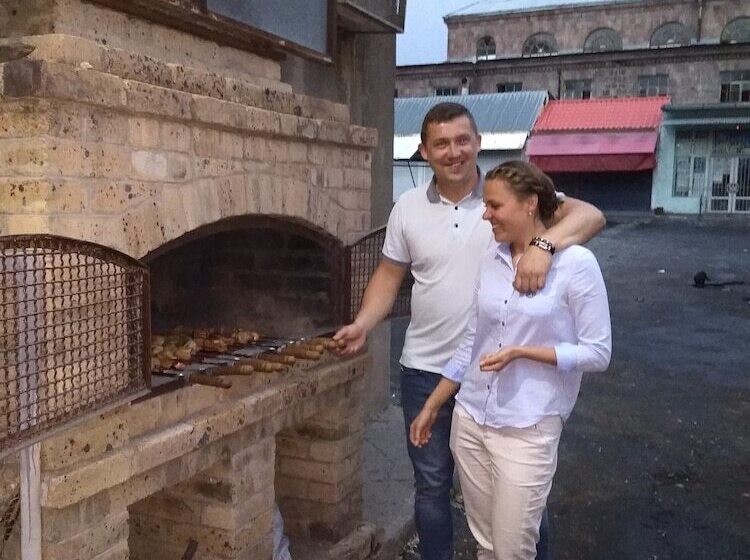 Hostel Komitas Avenue Guest House