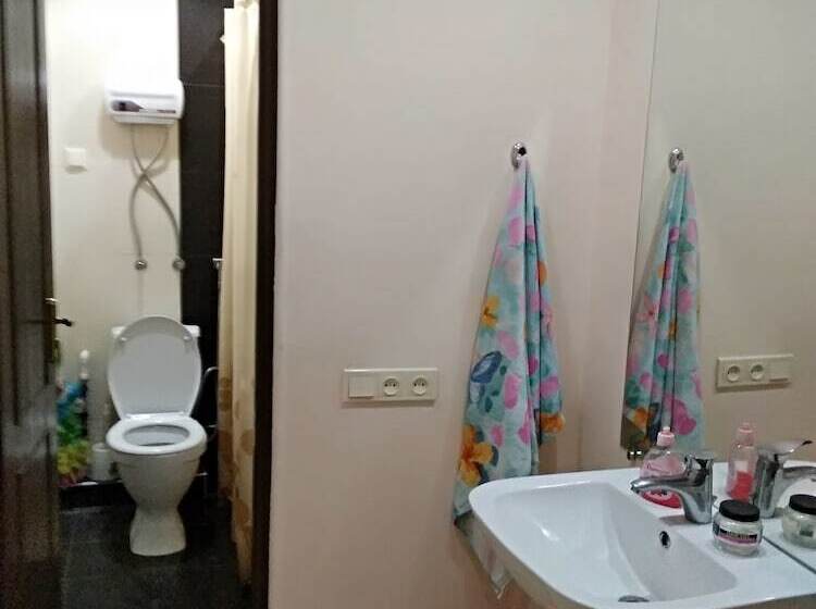 Hostel Komitas Avenue Guest House