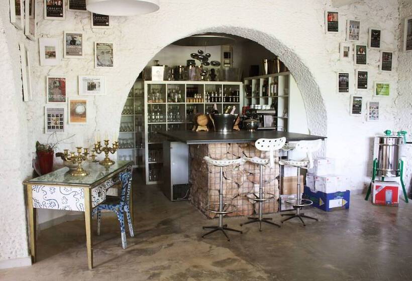 تختخواب و صبحانه Domaine Regis Freres