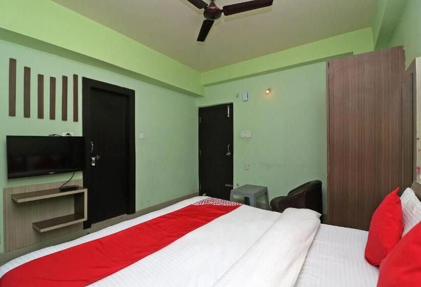 ホテル Oyo Rooms Pandra Road Near Otc Ground