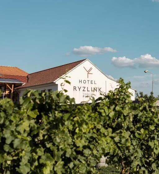 هتل Ryzlink