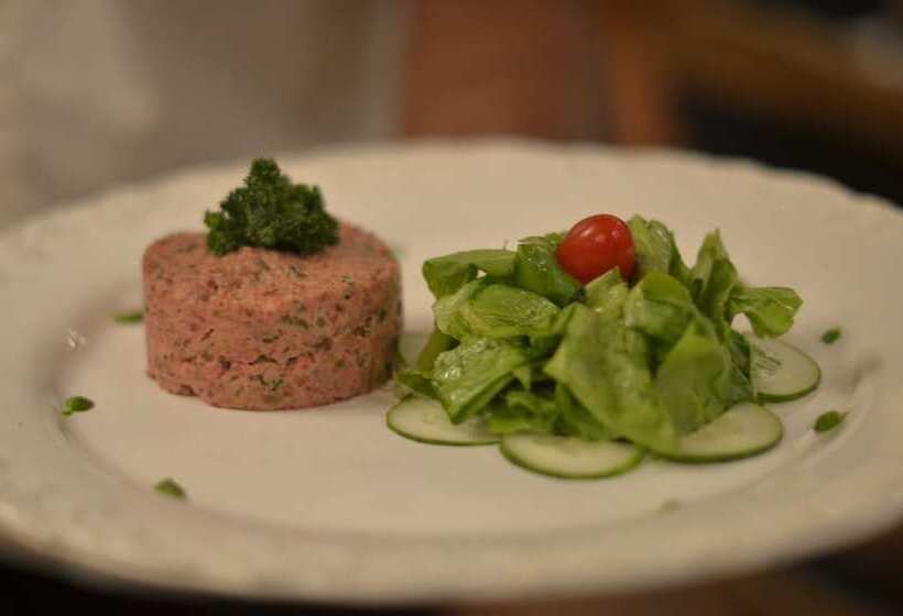 هتل The Riverside