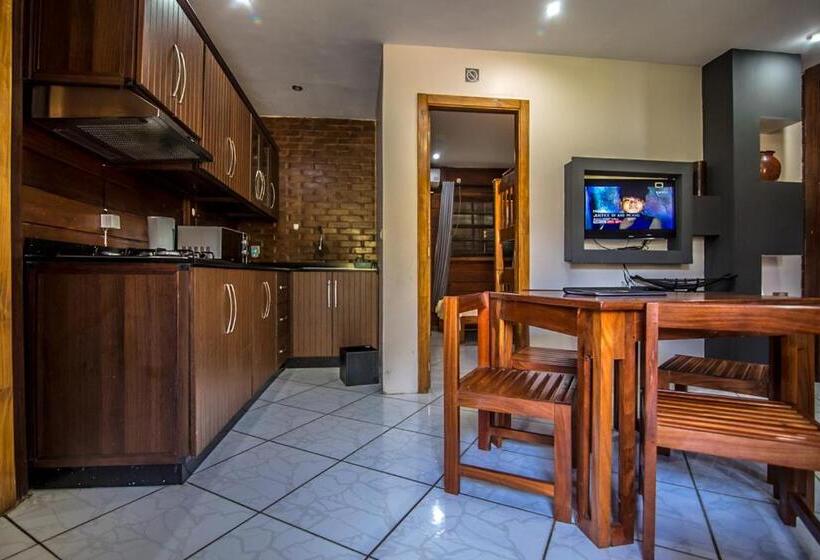 リゾートホテル Ossanzaia Bilene Lodge