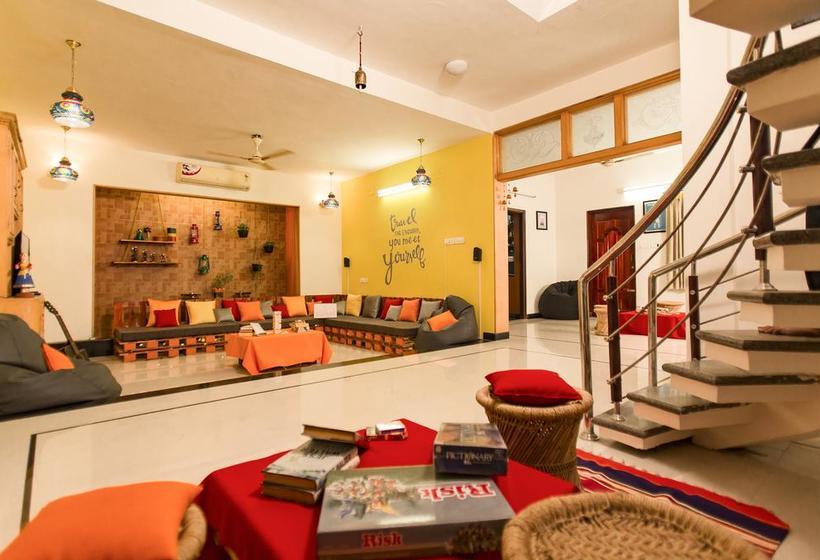 הוסטל Zostel Chennai