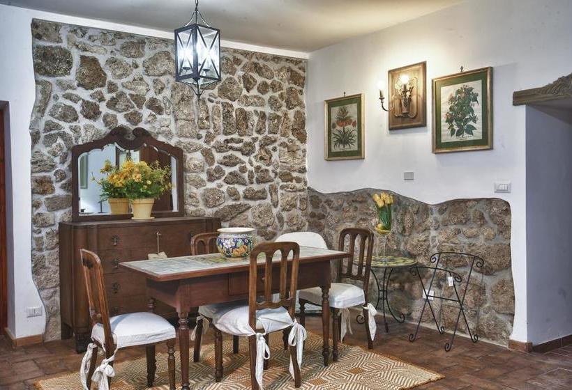 مبيت وإفطار Antico Casale Spezia Pelagalli