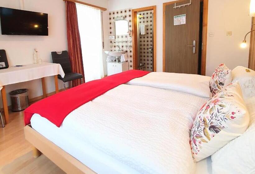 فندق Restaurant Grina