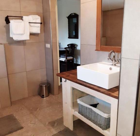 Bed and Breakfast De Turfstaeker