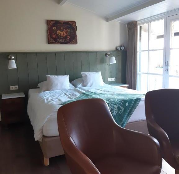 Bed and Breakfast De Turfstaeker