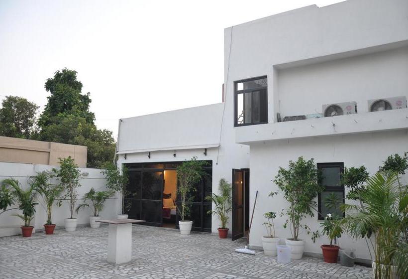 ベッドアンドブレックファースト Namaste Bnb & Service Apartments