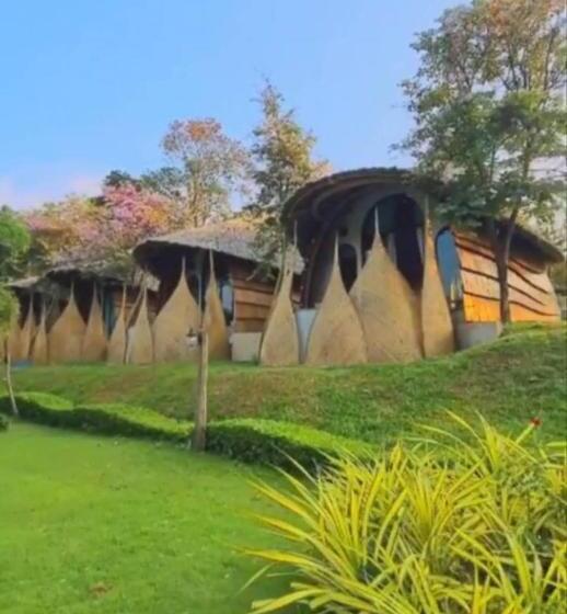 هتل Binlha Raft Resort