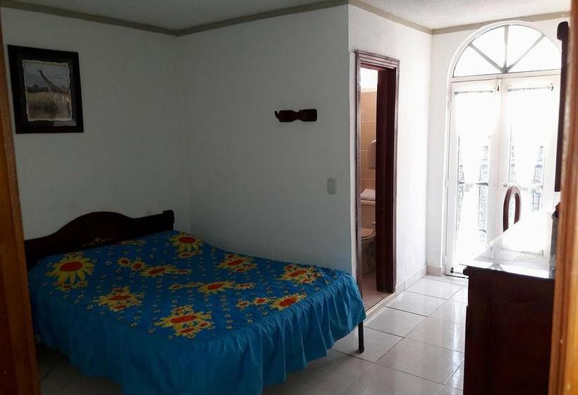 هتل Davinci Calarca