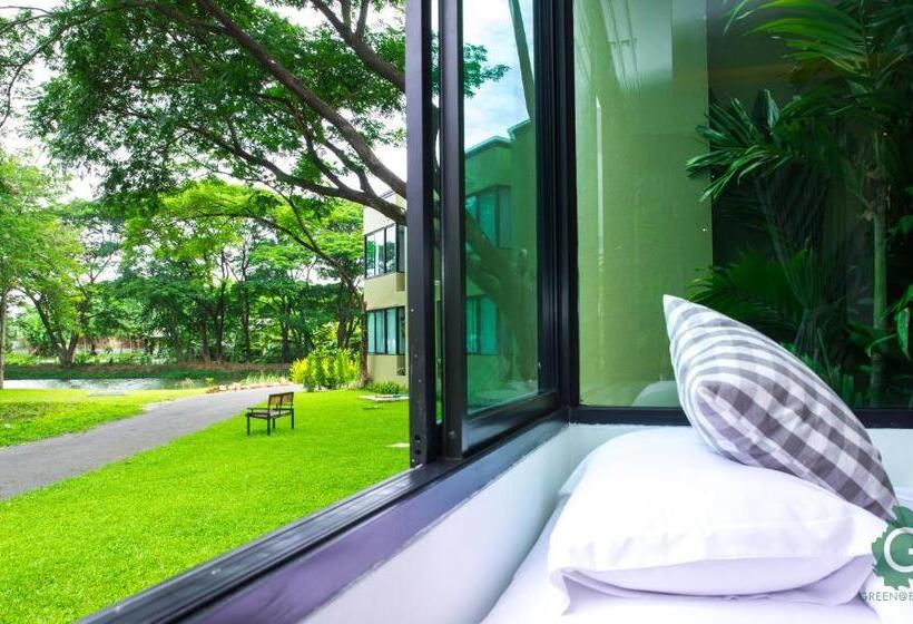 בית מלון כפרי Green@buriram