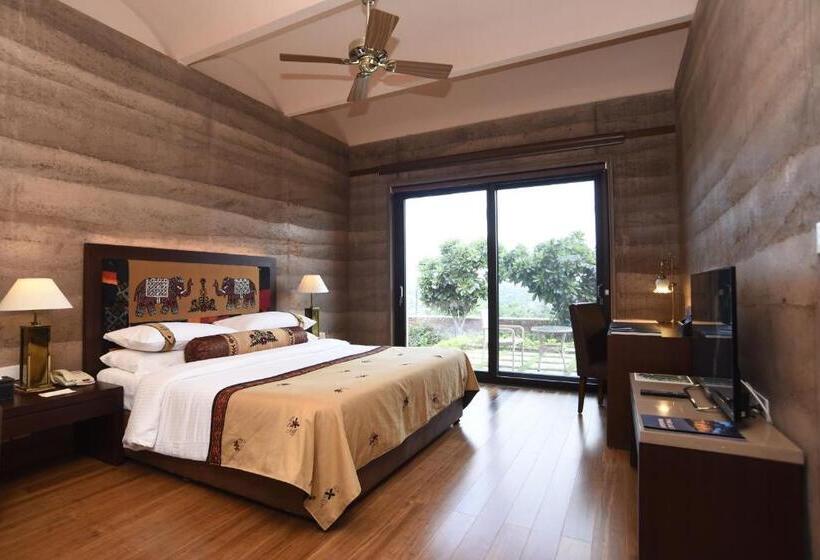 渡假胜地  The Lalit Mangar